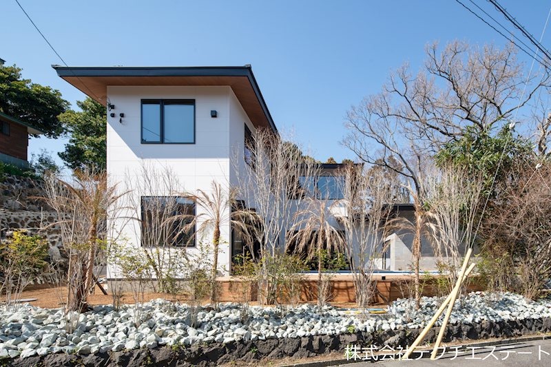 imgi_12_0000000002142182678090000000639_20