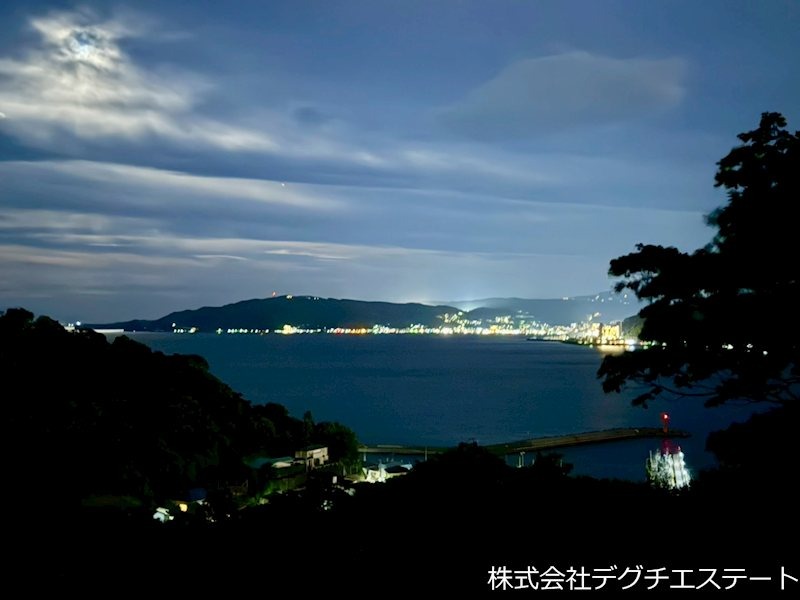 imgi_13_0000000002142182678090000000756_20