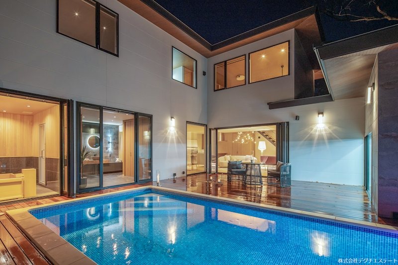 imgi_16_0000000002142182678090000000639_14