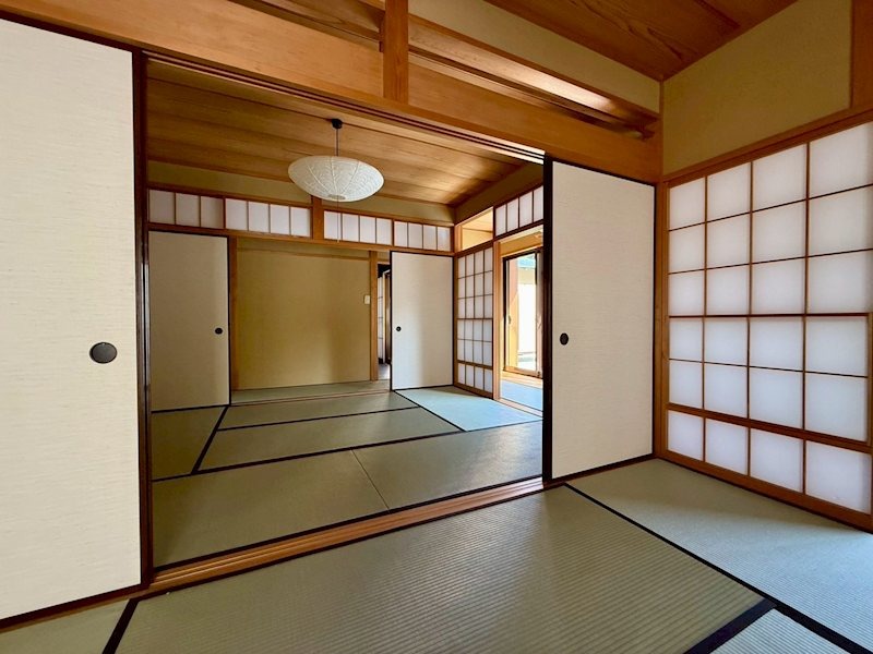 imgi_36_0000000002142182678090000000781_18