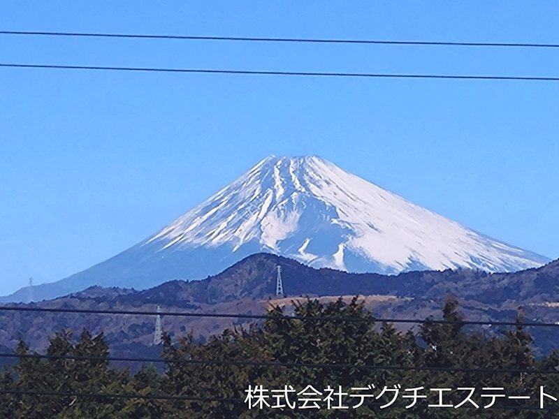 imgi_37_0000000002142182678090000000710_14