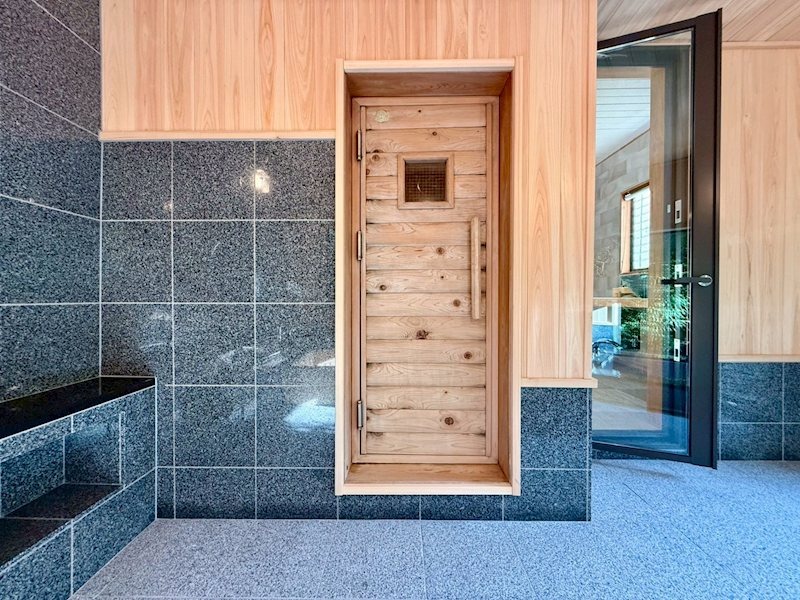 imgi_43_0000000002142182678090000000781_31