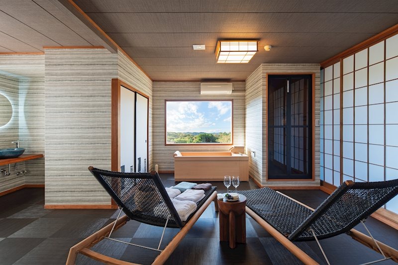 imgi_44_0000000002142182678090000000710_27