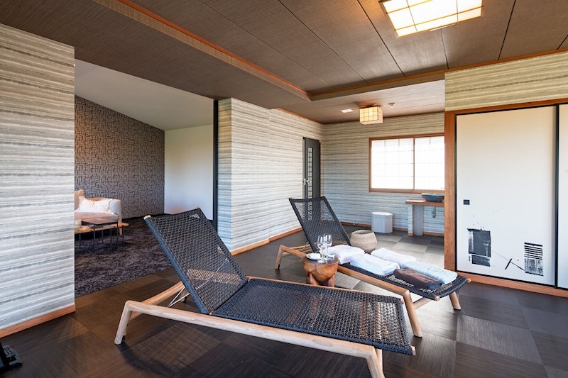 imgi_45_0000000002142182678090000000710_28