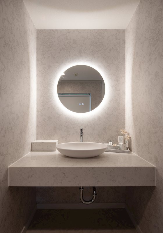 imgi_48_0000000002142182678090000000710_31