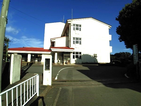 imgi_51_0000000002142182678090000000781_i1